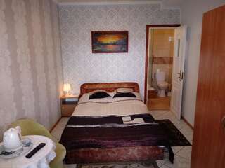 Отели типа «постель и завтрак» Dom Gościnny Marcela Реваль Бюджетный двухместный номер с 1 кроватью и террасой-4